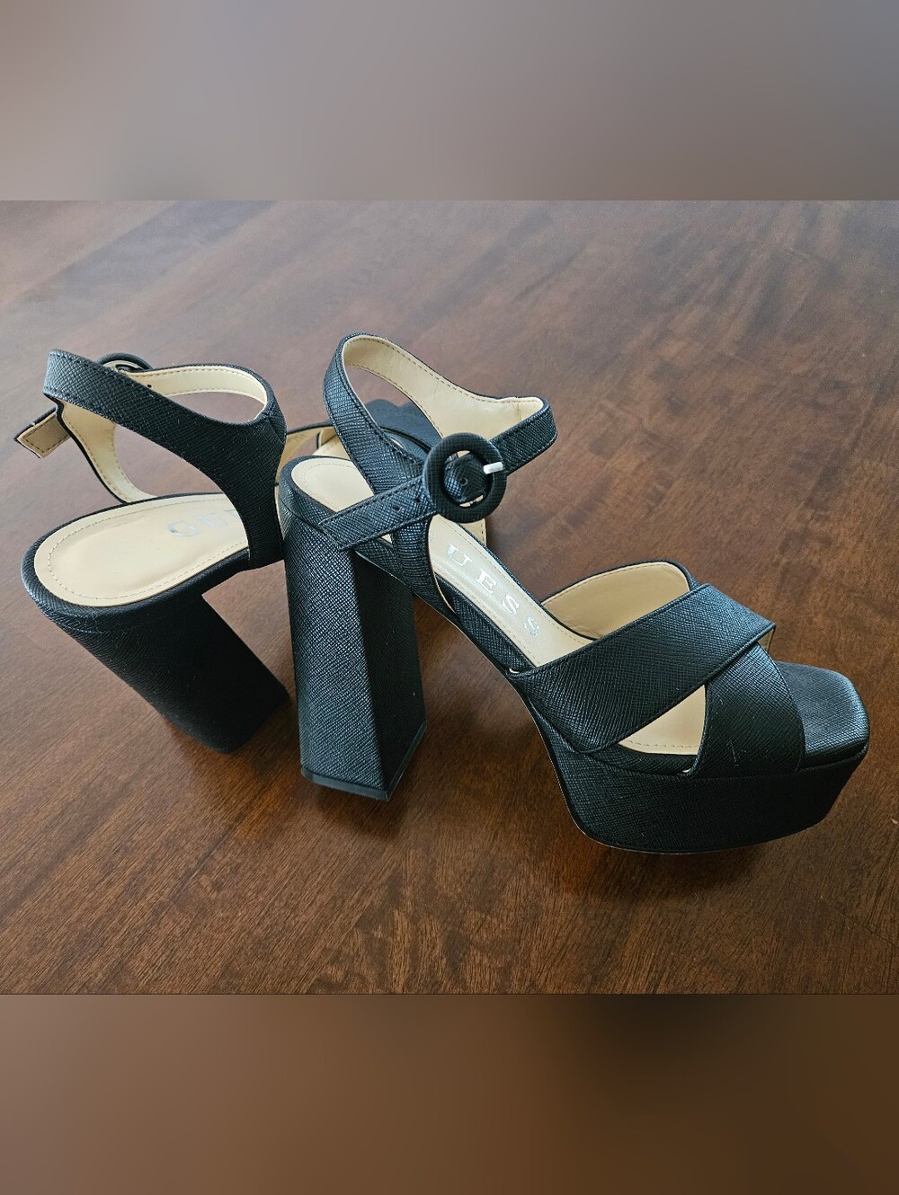 EUC Women's Guess Black Textured Platform Block Heels
